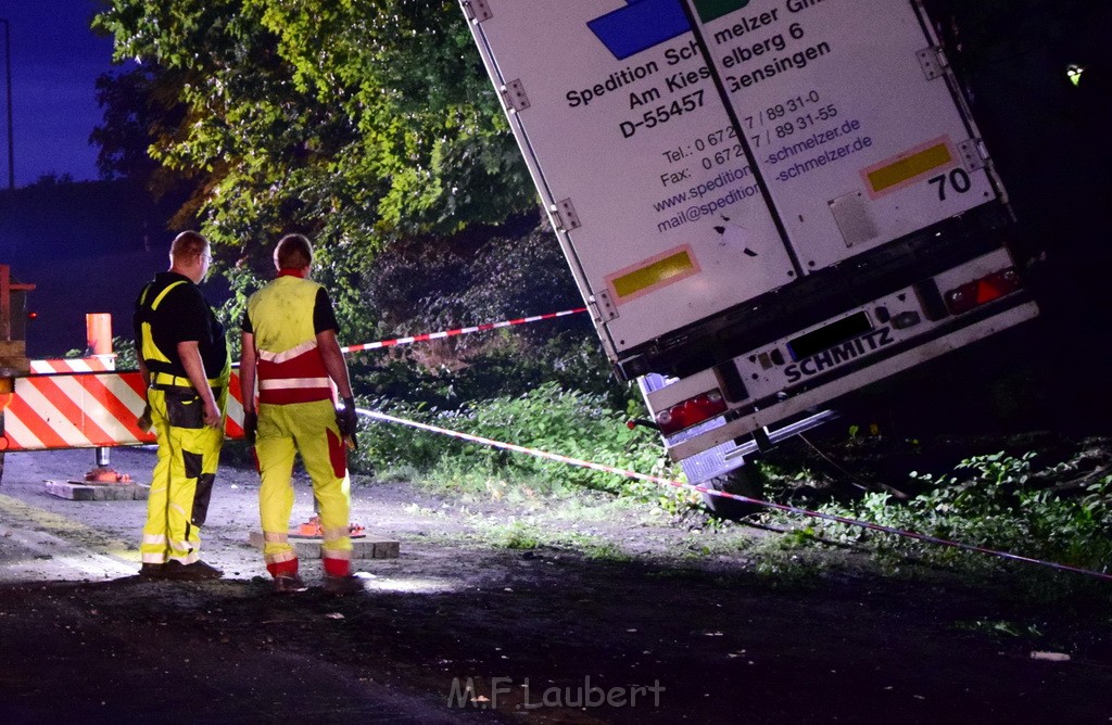 Schwerer VU A 3 Rich Oberhausen Hoehe AK Leverkusen P171.JPG - Miklos Laubert